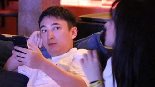 明星如何看待狗仔,爱恨交织的复杂关系